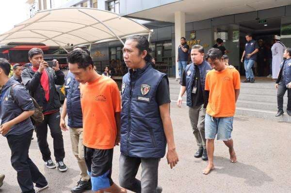 2 Residivis Pembobolan Rumah di Jakbar Ditangkap, Gasak Emas hingga Kendaraan 2 Residivis Pembobolan Rumah di Jakbar Ditangkap, Gasak Emas hingga Kendaraan