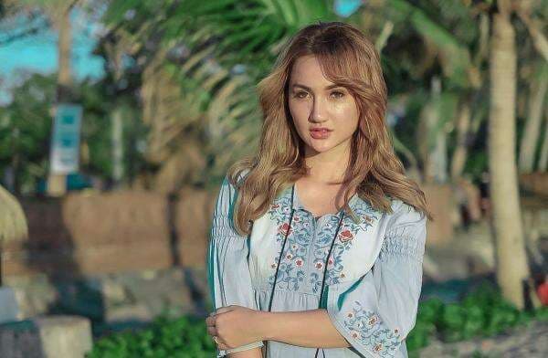 Tangis Tengku Dewi untuk Andrew Andika: Gagal Jadi Pasangan Jangan Sampai Gagal Jadi Orangtua