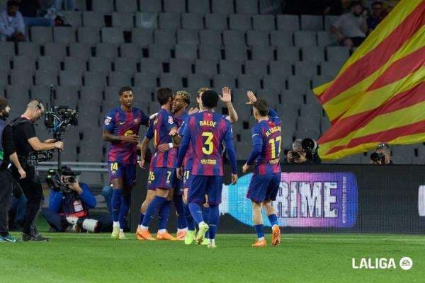 Barcelona vs Elche Berakhir 3-1, Hansi Flick Girang meski Kalah Penguasaan Bola