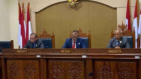 Breaking News! Komisi Informasi Kabulkan Gugatan Bonatua Minta Ijazah Jokowi ke KPU