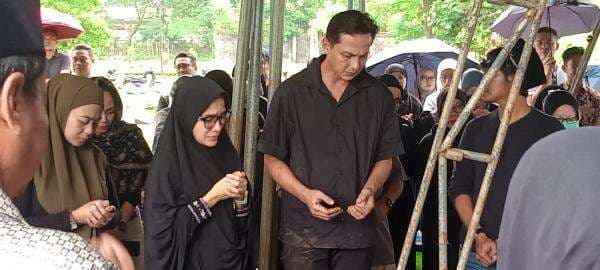 Andhika Pratama Berduka, Ibu Mertua Meninggal Dimakamkan di TPU Jeruk Purut