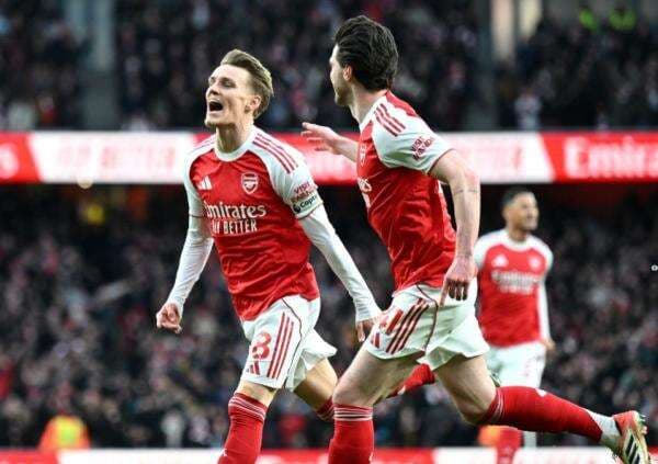 Hasil Liga Inggris 2025-2026: Arsenal ke Puncak Usai Hajar Brighton 2-1, Liverpool Tembus Empat Besar Berkat 2-1 atas Wolves