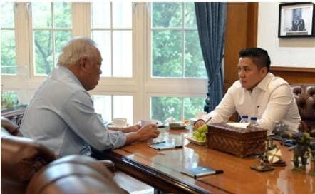 Seskab Bertemu Kepala OIKN Bahas Perkembangan Pembangunan IKN