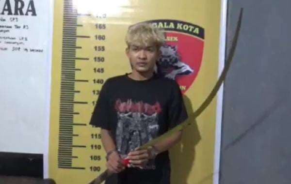 Dibelikan Motor, Pemuda di Sarolangun Malah Ancam Ibu Kandung Pakai Celurit
