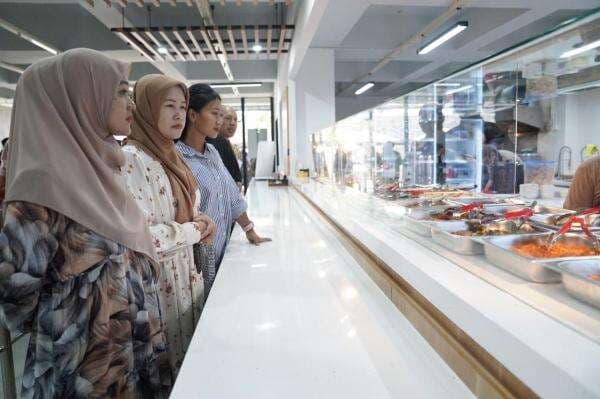 Usung Konsep Keberlanjutan, Rektor Resmikan Gerai  di Kantin Multikampus ITB Kampus Ganesha