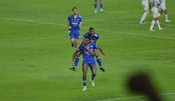 Hasil Super League: Comeback! Persib Bandung Libas Borneo FC