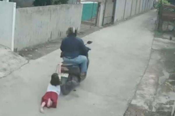 Viral! Bocah Perempuan di Medan Kejar Pencuri hingga Terseret Motor Sejauh 20 Meter