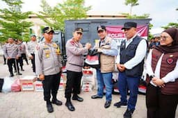 Kapolri Tinjau Pengungsian di Aceh Tengah, Perintahkan Percepatan Distribusi Bantuan