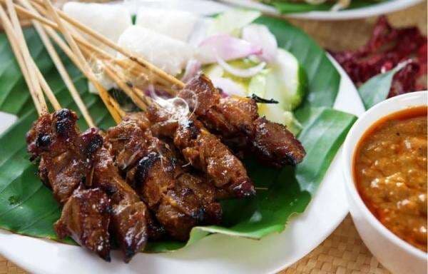 Lezat dan Bikin Ketagihan, ini dia Resep Sate Kambing Bumbu Kacang yang Empuk
