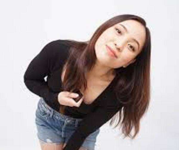 Kisah Pebulu Tangkis Supercantik Winny Oktavina, Dilamar Eks Pemain Pelatnas PBSI di Niagara Falls Kisah Pebulu Tangkis Supercantik Winny Oktavina, Dilamar Eks Pemain Pelatnas PBSI di Niagara Falls