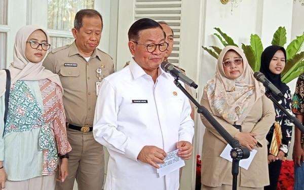 Gubernur DKI Pastikan UMP 2026 Tetap Rp5,72 Juta meski Diprotes Buruh