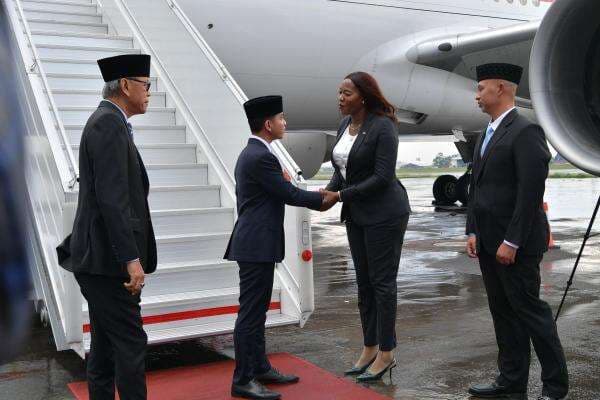 Tiba di Johannesburg, Gibran Disambut Menteri Energi Afrika Selatan dan Tarian Pantsula