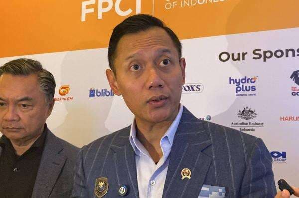 Banjir Sumatera, AHY Pastikan Kementerian PU Sudah Terjunkan Alat Berat Tangani Bencana Banjir Sumatera, AHY Pastikan Kementerian PU Sudah Terjunkan Alat Berat Tangani Bencana