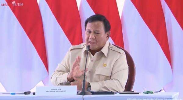 Soal Bencana Sumatera, Prabowo Tegaskan Tak Menolak Bantuan asal Tulus