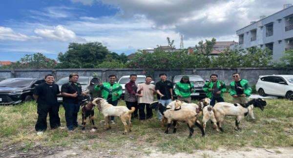 Semarak Idul Adha, Grab Bagikan Ratusan Ekor Kambing ke Mitra Pengemudi
