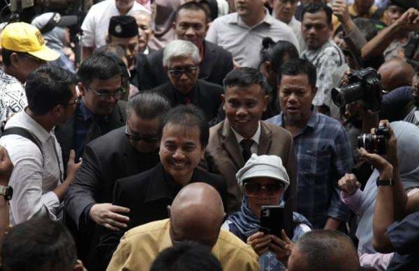 Polisi Usut Laporan Damai Lubis-Eggi Sudjana terhadap Ahmad Khozinudin, segera Diperiksa?