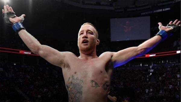 Justin Gaethje Selangkah Lagi Ukir Sejarah Bonus UFC