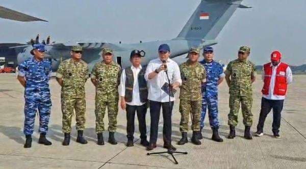 Penanganan Bencana Sumatera, Seskab Teddy Tampil Menjawab Kebutuhan Masyarakat