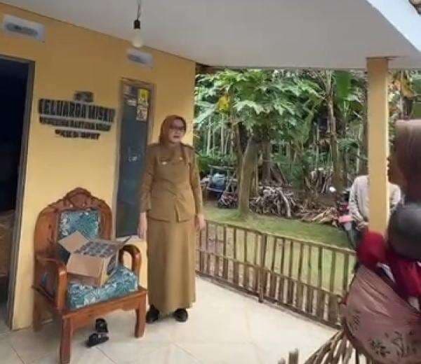 Bupati Lumajang Izinkan Hapus Label Keluarga Miskin dari Rumah Penerima Bansos PKH dan BPNT