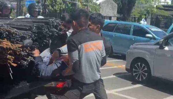 Kecelakaan Pensiunan PNS di Makassar, Tabrak Truk Fuso Parkir di Bahu Jalan