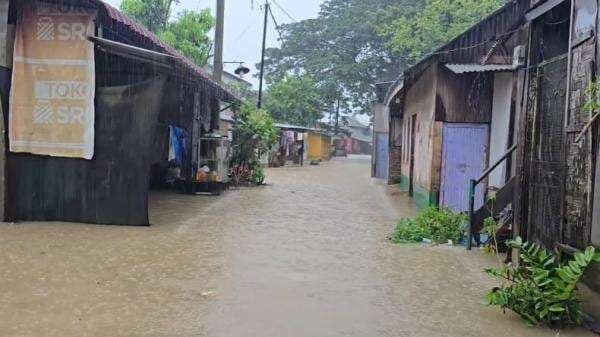 Sungai Deli Meluap Diguyur Hujan 4 Hari, Banjir di Medan Meluas