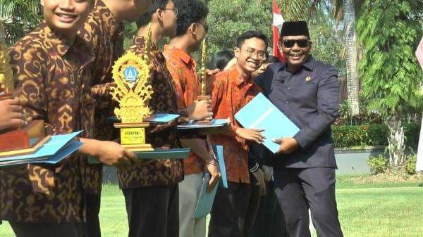 Peringatan Sumpah Pemuda ke-97, Ketua DPRD Badung Tekankan Pengetahuan dan Kapabilitas