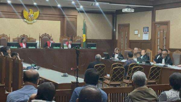 Terdakwa Korupsi LNG Minta Ahok Dihadirkan di Persidangan