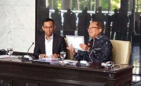 Arsul Sani Tepis Tuduhan Ijazahnya Palsu, Perlihatkan Dokumen Asli