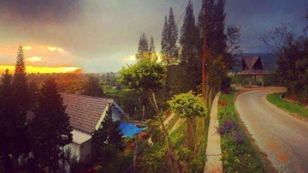 3 Jalur Alternatif ke Berastagi yang Bisa Kamu Coba Saat Liburan ke Tanah Karo 3 Jalur Alternatif ke Berastagi yang Bisa Kamu Coba Saat Liburan ke Tanah Karo