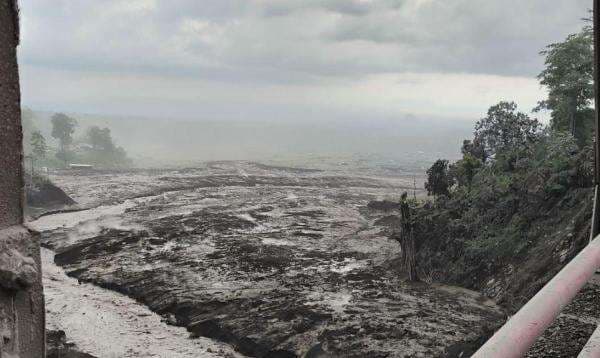 Terdampak Erupsi Gunung Semeru, 1.116 Warga di Lumajang Mengungsi