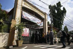 Enam Orang Korban Ledakan SMAN 72 Jakarta Masih Dirawat di Rumah Sakit