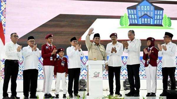 Prabowo Resmikan 166 Sekolah Rakyat, Kepala Bakom: Negara Hadir untuk Anak-Anak Miskin Ekstrem
