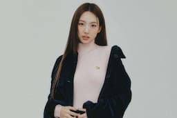 Momen Nayeon TWICE Menangis Baca Komentar Netizen