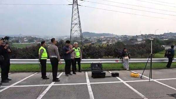 Polisi Olah TKP Kecelakaan Maut Bus PO Cahaya Trans di Tol Semarang, Gunakan Metode TAA