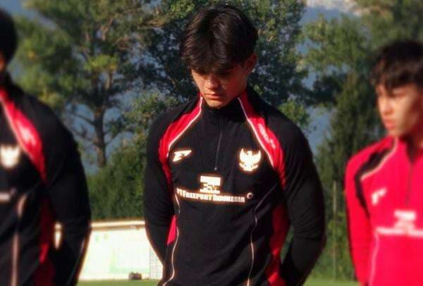 Kisah Manis Kiper Timnas Indonesia U-17 Mike Rajasa, dari Bangku Cadangan Langsung Cetak Sejarah Kisah Manis Kiper Timnas Indonesia U-17 Mike Rajasa, dari Bangku Cadangan Langsung Cetak Sejarah