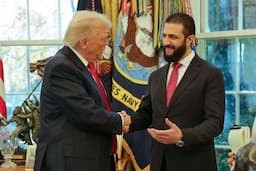 Ketika Trump Takjub dengan Presiden Suriah Al Sharaa: Suatu Kehormatan Bertemu Dengannya