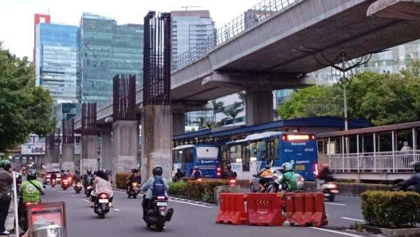 Pekerja Gratis Naik Angkutan Umum di Jakarta, DPRD: Ringankan Beban Masyarakat! Pekerja Gratis Naik Angkutan Umum di Jakarta, DPRD: Ringankan Beban Masyarakat!