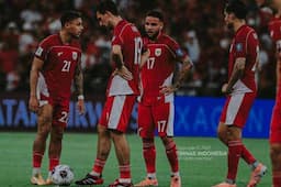 FIFA Sanksi Indonesia, Thom Haye dan Shayne Pattynama Kena Skors 4 Laga
