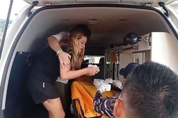 Tangis Pecah Keluarga Pelatih Valencia di Labuan Bajo, 1 Korban KM Putri Sakinah Ditemukan