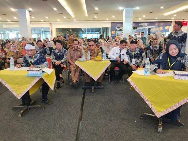 Kecamatan Karawang Barat Keluar Sebagai Juara Umum Dalam Ajang FLS3N