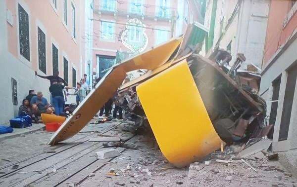 Korban Tewas Kecelakaan Kereta Gantung Lisbon Jadi 17 Orang, Penyelidikan Dimulai