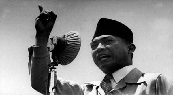 9 Poin Pidato Nawakarsa Soekarno yang Ditolak MPRS