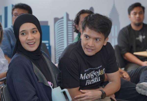 Main Film Bareng Istri, Dimas Seto Ngaku Lebih Jujur dan Natural