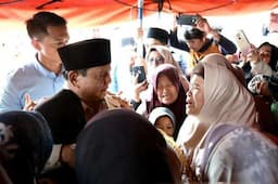 Presiden Prabowo Tinjau Lokasi Terdampak Banjir di Aceh, Sampaikan Komitmen Percepatan Pemulihan