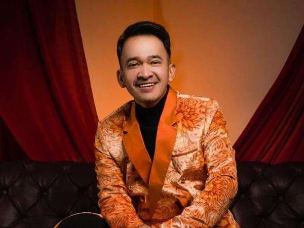 Ruben Onsu Tak Tahan Lihat Anak Dieksploitasi Lewat Medsos, Siap Rebut Hak Asuh dari Sarwendah? Ruben Onsu Tak Tahan Lihat Anak Dieksploitasi Lewat Medsos, Siap Rebut Hak Asuh dari Sarwendah?