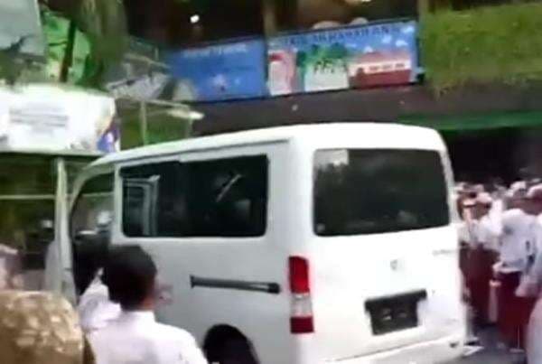 Mobil Pengangkut MBG Tabrak Siswa SD di Jakut, Sopir Ditangkap Polisi