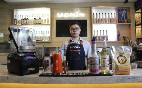 Pengendali Lama Distributor Sirop Monin Jual Sebagian Saham KMDS