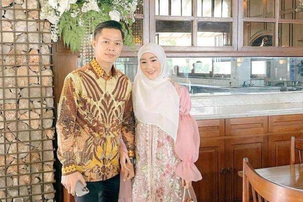 Profil Ikram Rosadi, Suami Larissa Chou yang Fotonya Mendadak Hilang dari Instagram