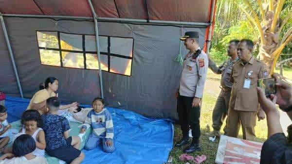 Pasca Kebakaran pabrik Karet, 4 kk Mengunsi, Polisi Selidiki Penyebab Kebakaran Pasca Kebakaran pabrik Karet, 4 kk Mengunsi, Polisi Selidiki Penyebab Kebakaran
