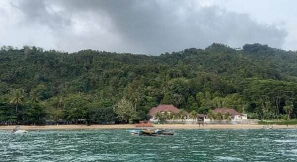 3 Wisata Alam Trenggalek: Goa Kelelawar hingga Pantai Pasir Putih